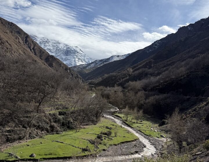 9-Day Eco Tour in Morocco: Atlas Mountains Hiking & Erg Chigaga Desert Experience